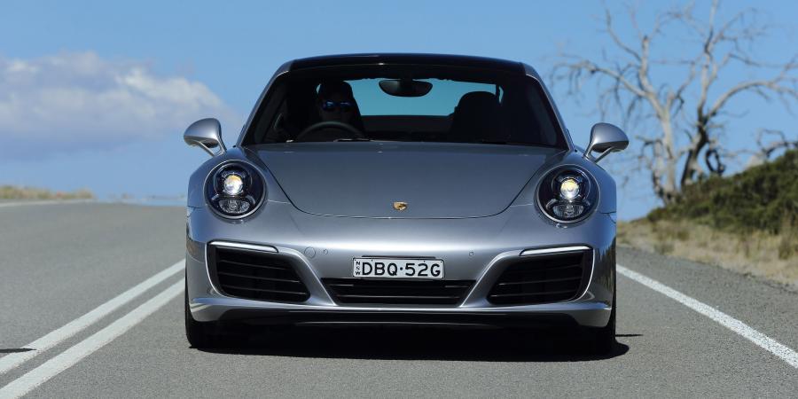  Porsche 911 Carrera S Coupe 2016 года  (AU) (фото 11 из 34)